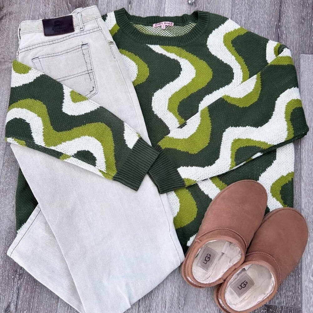 70s Themed Patterned Crewneck